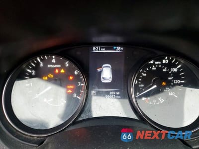 Zdjęcie 9 z 14 samochodu: 2018 NISSAN ROGUE SPORT SL VIN:JN1BJ1CR2JW252033 - miniatura