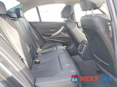 Zdjęcie 10 z 12 samochodu: 2016 BMW 320 XI VIN:WBA8E5G5XGNT41662 - miniatura