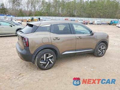 Trzecie zdjęcie samochodu z tyłu: 2025 NISSAN KICKS SV VIN:3N8AP6CA4SL332153 - miniatura