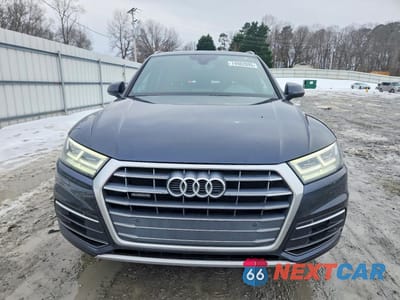 Piąte zdjęcie samochodu w środku: 2019 AUDI Q5 PREMIUM PLUS VIN:WA1BNAFYXK2057840 - miniatura