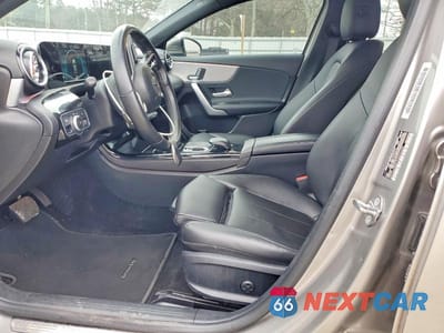 Zdjęcie 7 z 11 samochodu: 2019 MERCEDES-BENZ A 220 VIN:WDD3G4EB7KW034694 - miniatura