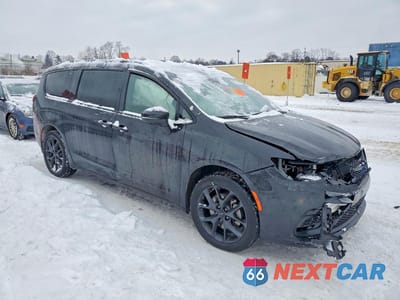 Czwarte zdjęcie samochodu z boku: 2022 CHRYSLER PACIFICA LIMITED VIN:2C4RC3GG8NR123481 - miniatura