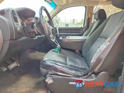 Zdjęcie 7 z 11 samochodu: 2010 CHEVROLET SILVERADO K1500 LT VIN:3GCRKSEA2AG210935 - miniatura