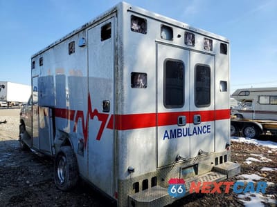 Drugie zdjęcie samochodu z przodu: 2021 FORD ECONOLINE E350 SD AMBULANCE VIN:1FDWE3FN5MDC18610 - miniatura