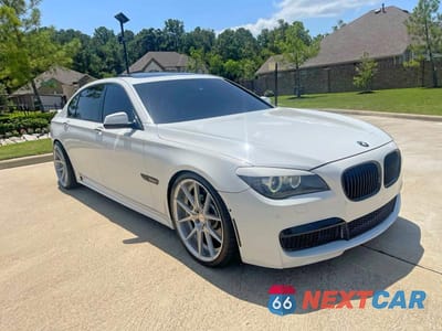 2010 BMW 750 LI WBAKB8C58ACY64395 - główne zdjęcie licytacji z USA - miniatura