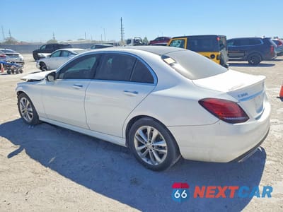 Drugie zdjęcie samochodu z przodu: 2020 MERCEDES-BENZ C 300 VIN:W1KWF8DB5LR598241 - miniatura