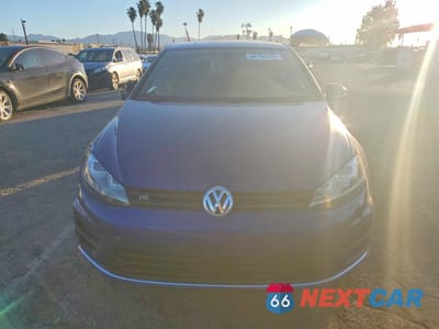 Piąte zdjęcie samochodu w środku: 2016 VOLKSWAGEN GOLF R VIN:WVWUF7AU1GW208714 - miniatura