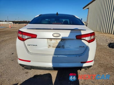 Zdjęcie 6 z 12 samochodu: 2013 KIA OPTIMA SX VIN:5XXGR4A68DG213023 - miniatura