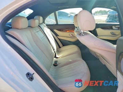 Zdjęcie 10 z 12 samochodu: 2019 MERCEDES-BENZ E 300 VIN:WDDZF4JBXKA508105 - miniatura