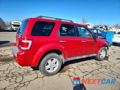 Trzecie zdjęcie samochodu z tyłu: 2011 FORD ESCAPE XLT VIN:1FMCU0DG0BKA93789 - miniatura