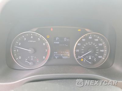 Zdjęcie 9 z 12 samochodu: 2017 HYUNDAI ELANTRA SE VIN:5NPD74LF8HH172604 - miniatura