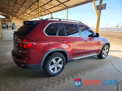 Trzecie zdjęcie samochodu z tyłu: 2013 BMW X5 XDRIVE35D VIN:5UXZW0C58D0B95253 - miniatura