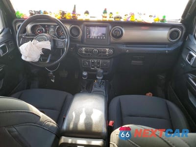 Zdjęcie 8 z 11 samochodu: 2020 JEEP WRANGLER UNLIMITED SPORT VIN:1C4HJXDG4LW332279 - miniatura