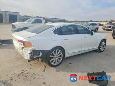 Trzecie zdjęcie samochodu z tyłu: 2017 VOLVO S90 T6 INSCRIPTION VIN:YV1A22ML8H1011617 - miniatura