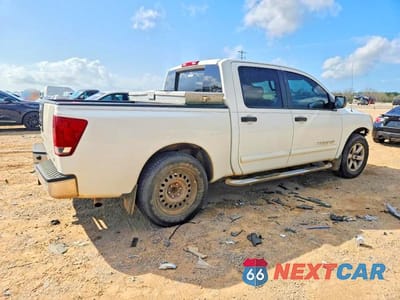 Trzecie zdjęcie samochodu z tyłu: 2012 NISSAN TITAN SV VIN:1N6BA0EDXCN324675 - miniatura