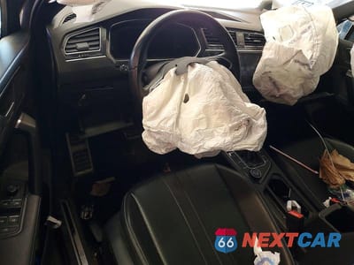 Zdjęcie 8 z 12 samochodu: 2022 VOLKSWAGEN TIGUAN SE R-LINE BLACK VIN:3VV8B7AX8NM062821 - miniatura