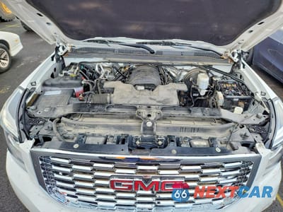 Zdjęcie 12 z 13 samochodu: 2017 GMC YUKON XL K1500 SLT VIN:1GKS2GKC4HR193655 - miniatura