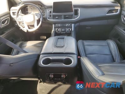 Zdjęcie 8 z 13 samochodu: 2021 GMC YUKON SLT VIN:1GKS2BKD8MR122464 - miniatura