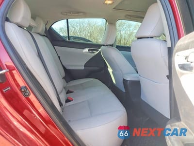 Zdjęcie 10 z 11 samochodu: 2012 LEXUS CT 200 VIN:JTHKD5BH9C2058435 - miniatura