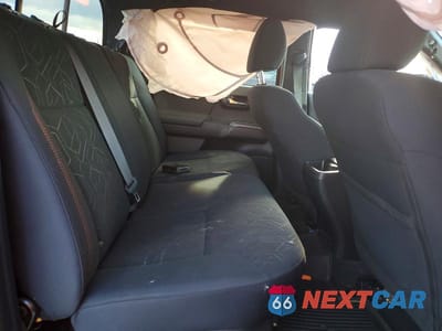 Zdjęcie 10 z 12 samochodu: 2018 TOYOTA TACOMA TRD OFF-ROAD VIN:5TFCZ5AN6JX134580 - miniatura