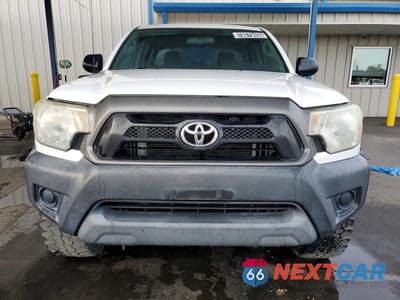 Piąte zdjęcie samochodu w środku: 2013 TOYOTA TACOMA DOUBLE CAB PRERUNNER VIN:5TFJU4GN0DX039279 - miniatura