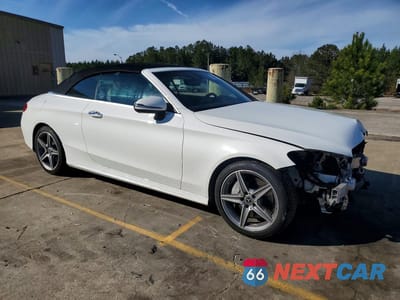 Czwarte zdjęcie samochodu z boku: 2018 MERCEDES-BENZ C 300 VIN:WDDWK4JB0JF706840 - miniatura
