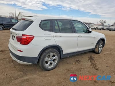 Trzecie zdjęcie samochodu z tyłu: 2011 BMW X3 XDRIVE28I VIN:5UXWX5C53BL703134 - miniatura