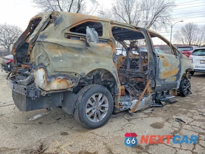 Trzecie zdjęcie samochodu z tyłu: 2022 TOYOTA SIENNA LE VIN:5TDKSKFC4NS071156 - miniatura