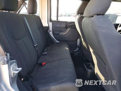 Zdjęcie 11 z 13 samochodu: 2016 JEEP WRANGLER UNLIMITED SPORT VIN:1C4BJWDG8GL310597 - miniatura