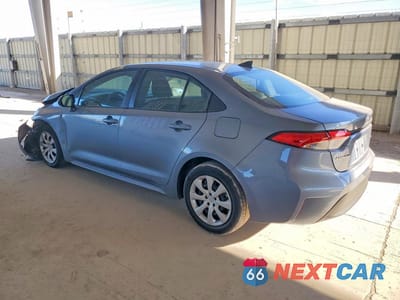 Drugie zdjęcie samochodu z przodu: 2023 TOYOTA COROLLA LE VIN:5YFB4MDEXPP061575 - miniatura