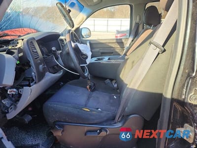 Zdjęcie 7 z 12 samochodu: 2012 CHEVROLET SILVERADO K1500 LS VIN:3GCPKREA1CG273303 - miniatura