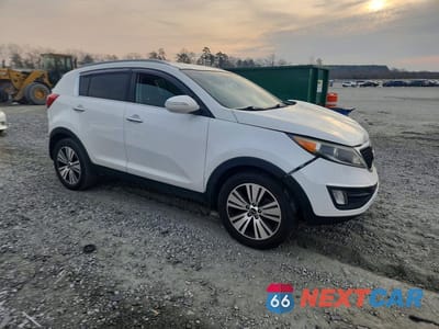 Czwarte zdjęcie samochodu z boku: 2015 KIA SPORTAGE EX VIN:KNDPC3AC6F7789416 - miniatura