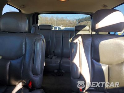 Zdjęcie 10 z 14 samochodu: 2005 GMC YUKON DENALI VIN:1GKEK63U45J179375 - miniatura