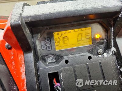 Zdjęcie 8 z 10 samochodu: 2021 HONDA TALON 1000 UTILITY VEHICLE VIN:1HFVE051XM4200008 - miniatura