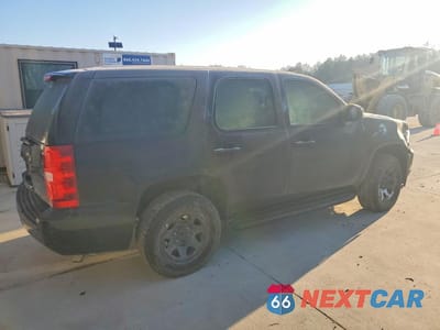 Trzecie zdjęcie samochodu z tyłu: 2013 CHEVROLET TAHOE POLICE VIN:1GNLC2E00DR307847 - miniatura