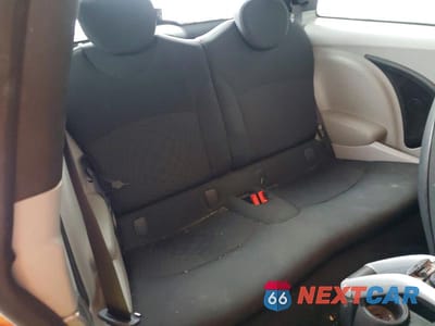 Zdjęcie 10 z 11 samochodu: 2007 MINI COOPER S VIN:WMWMF73557TV30311 - miniatura