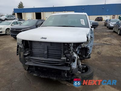 Piąte zdjęcie samochodu w środku: 2025 JEEP GRAND CHEROKEE LAREDO VIN:1C4RJHAG5SC279719 - miniatura