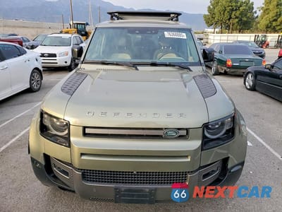 Piąte zdjęcie samochodu w środku: 2021 LAND ROVER DEFENDER 110 X-DYNAMIC HSE VIN:SALE37RU6M2037603 - miniatura