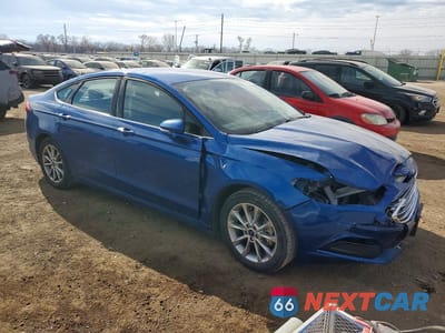 Czwarte zdjęcie samochodu z boku: 2017 FORD FUSION SE VIN:3FA6P0H74HR215065 - miniatura