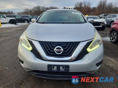 Piąte zdjęcie samochodu w środku: 2017 NISSAN MURANO S VIN:5N1AZ2MH8HN124047 - miniatura