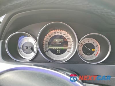Zdjęcie 9 z 12 samochodu: 2013 MERCEDES-BENZ C 250 VIN:WDDGF4HBXDR245518 - miniatura