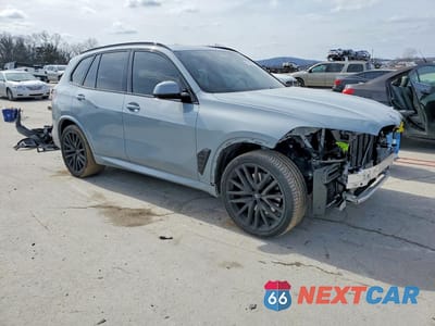 Czwarte zdjęcie samochodu z boku: 2024 BMW X5 XDRIVE40I VIN:5UX23EU00R9V45193 - miniatura
