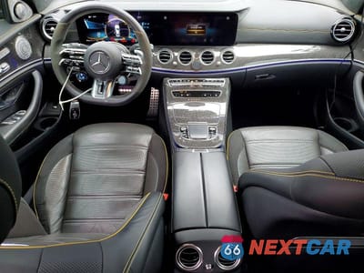 Zdjęcie 8 z 11 samochodu: 2021 MERCEDES-BENZ E 63 AMG-S 4MATIC VIN:W1KZF8KBXMA881637 - miniatura