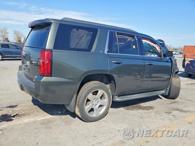 Trzecie zdjęcie samochodu z tyłu: 2019 CHEVROLET TAHOE K1500 LT VIN:1GNSKBKC0KR213011 - miniatura