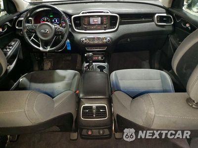 Zdjęcie 8 z 13 samochodu: 2016 KIA SORENTO LX VIN:5XYPGDA35GG106961 - miniatura