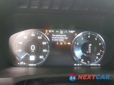 Zdjęcie 9 z 14 samochodu: 2021 VOLVO XC90 T6 INSCRIPTION VIN:YV4A22PL1M1721497 - miniatura