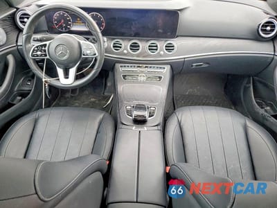Zdjęcie 8 z 12 samochodu: 2020 MERCEDES-BENZ E 350 VIN:W1KZF8DB6LA816215 - miniatura