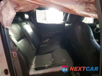 Zdjęcie 10 z 12 samochodu: 2013 TOYOTA TACOMA VIN:3TMLU4EN1DM126576 - miniatura