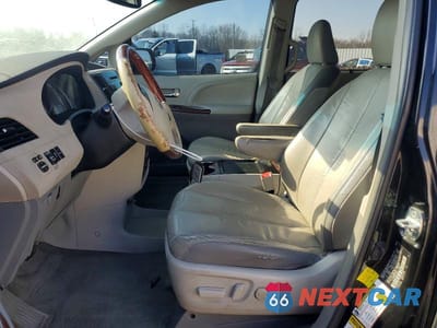 Zdjęcie 7 z 12 samochodu: 2011 TOYOTA SIENNA LIMITED 7-PASSENGER VIN:5TDYK3DCXBS168344 - miniatura