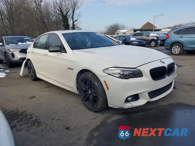 Czwarte zdjęcie samochodu z boku: 2015 BMW 535 XI VIN:WBA5B3C5XFD541239 - miniatura